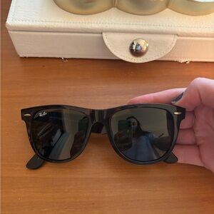 Ray-Ban Wayfarer Sunglasses